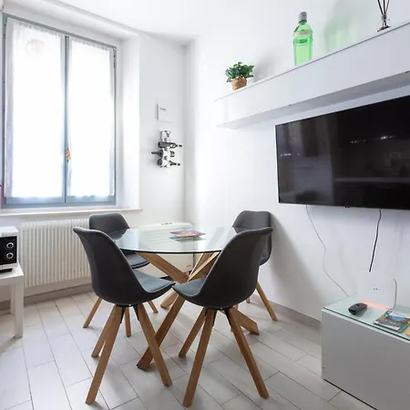 Bocconi Cosy Apartment Milan Extérieur photo